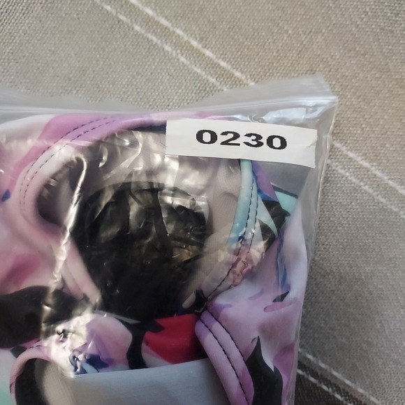 NWOT Women's 3XL Bathing Suit Swim One Piece Swimsuit Black Multi Pink - Picture 9 of 9